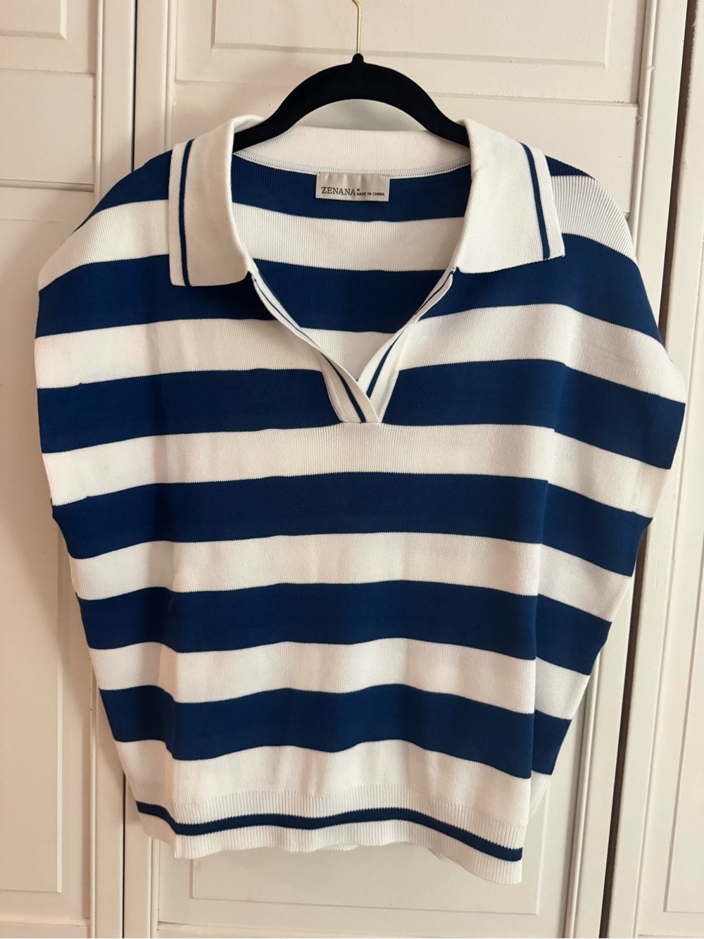 New Zenana Outfitters Blue and White Striped Polo Knit Top Size M